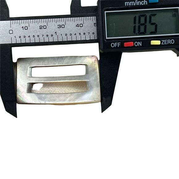 6 Vintage Mother of Pearl Shell Buttons Buckles Sewing Notions - Picture 6 of 8